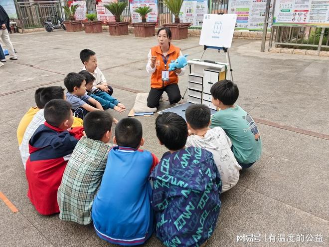 城郊中心小学开展“六大生存技能”安全实教活动(图6)