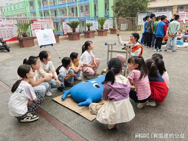 城郊中心小学开展“六大生存技能”安全实教活动(图8)