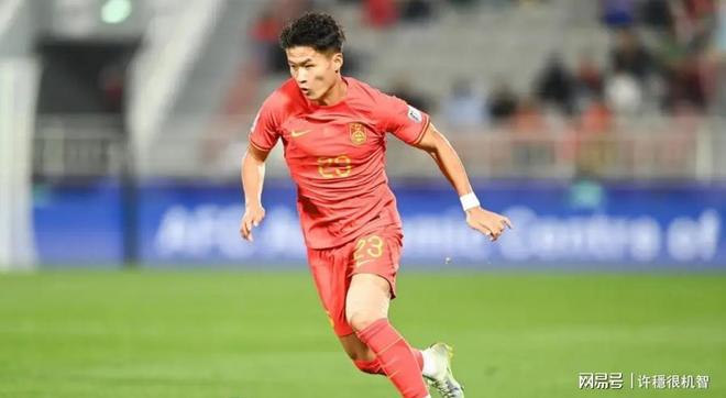 Ag真人国际：媒体人炮轰伊万：老骗子！王上源能跑却不提主场遭沙特逆转解势(图3)