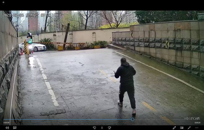 女子遭丈夫碾轧拖拽死亡案一审宣判死者家属申请抗诉